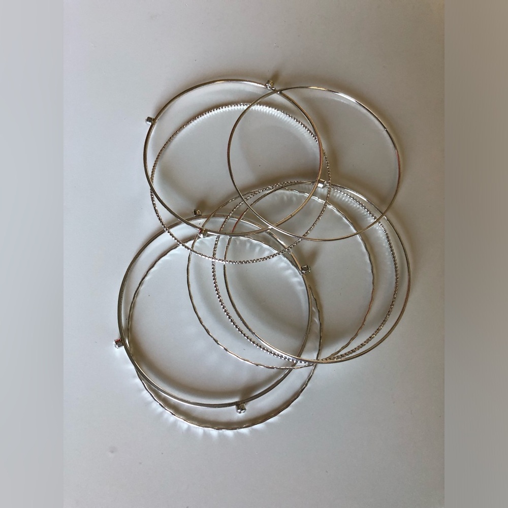 New Sliver Elegant Bangle Set (8 Pieces)